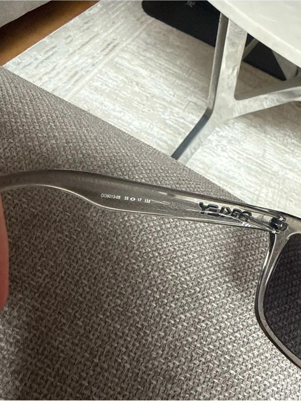 Oakley FROGSKINS Sunglasses Clear Smoke Grey OO9013-05 - 55[]17-133